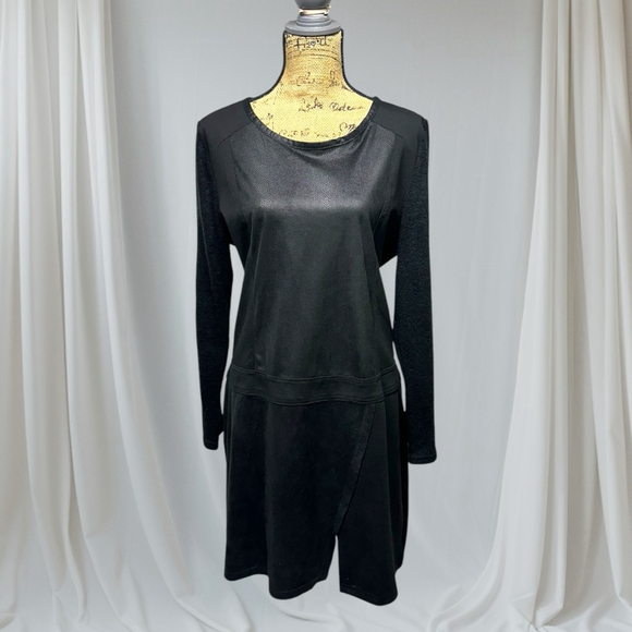 127 - Mia Soana Black Dress - Picture 1 of 15